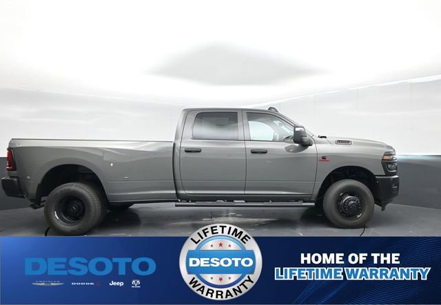 New 2026 RAM 3500 Tradesman AWD/4WD image 9
