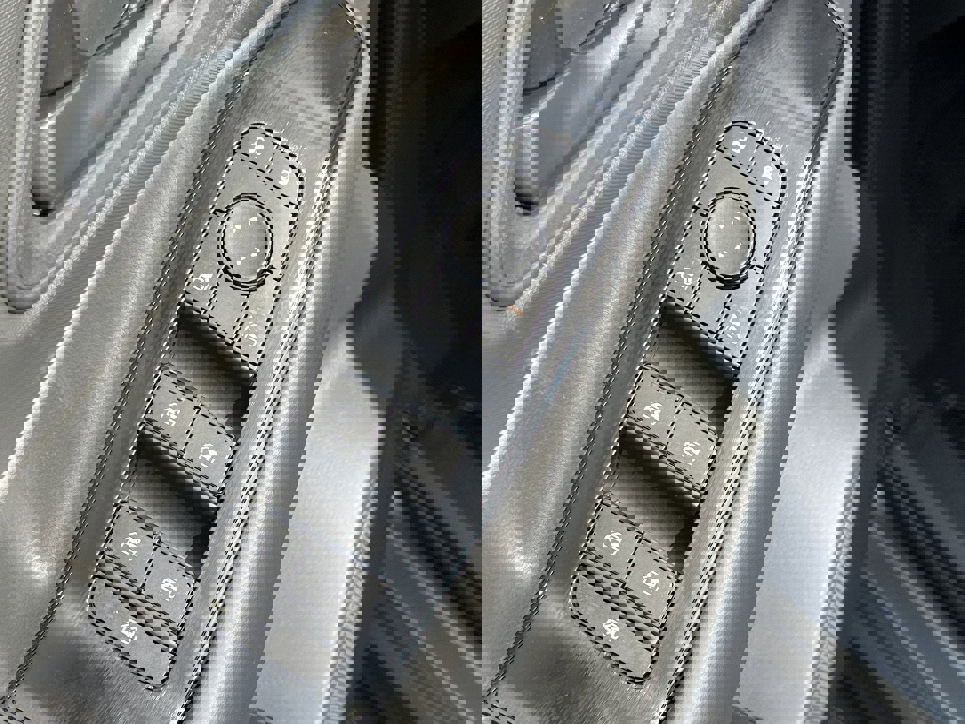 New 2026 Nissan Rogue S image 14