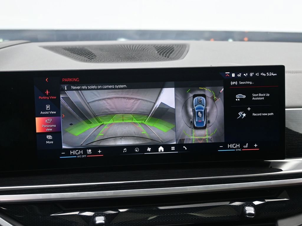 Used 2024 BMW X6 xDrive40i w/ Premium Package image 16