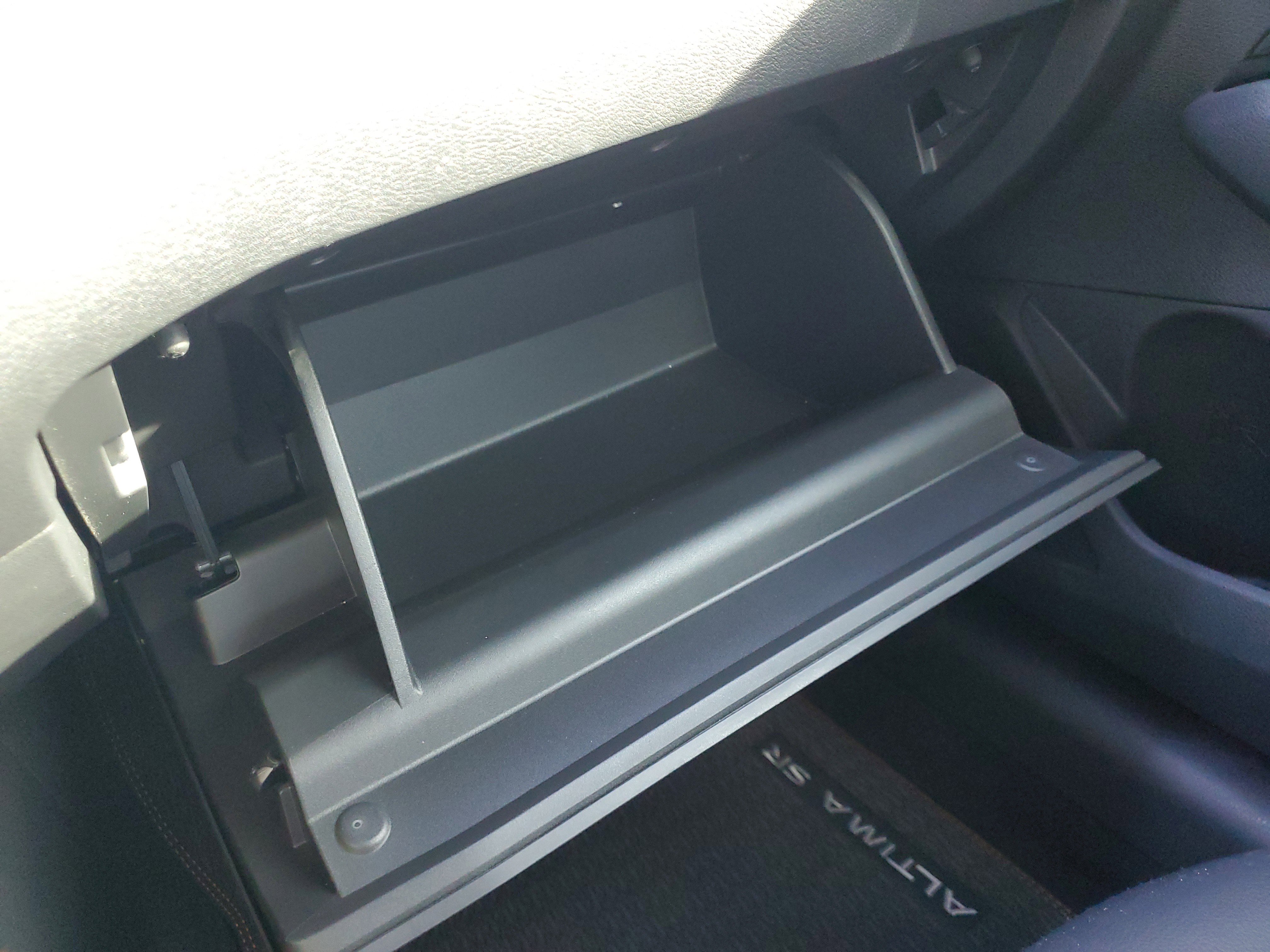 Used 2025 Nissan Altima 2.5 SR w/ SR Premium Package image 29