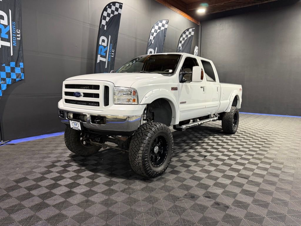 Used 2004 Ford F250 Lariat image 1