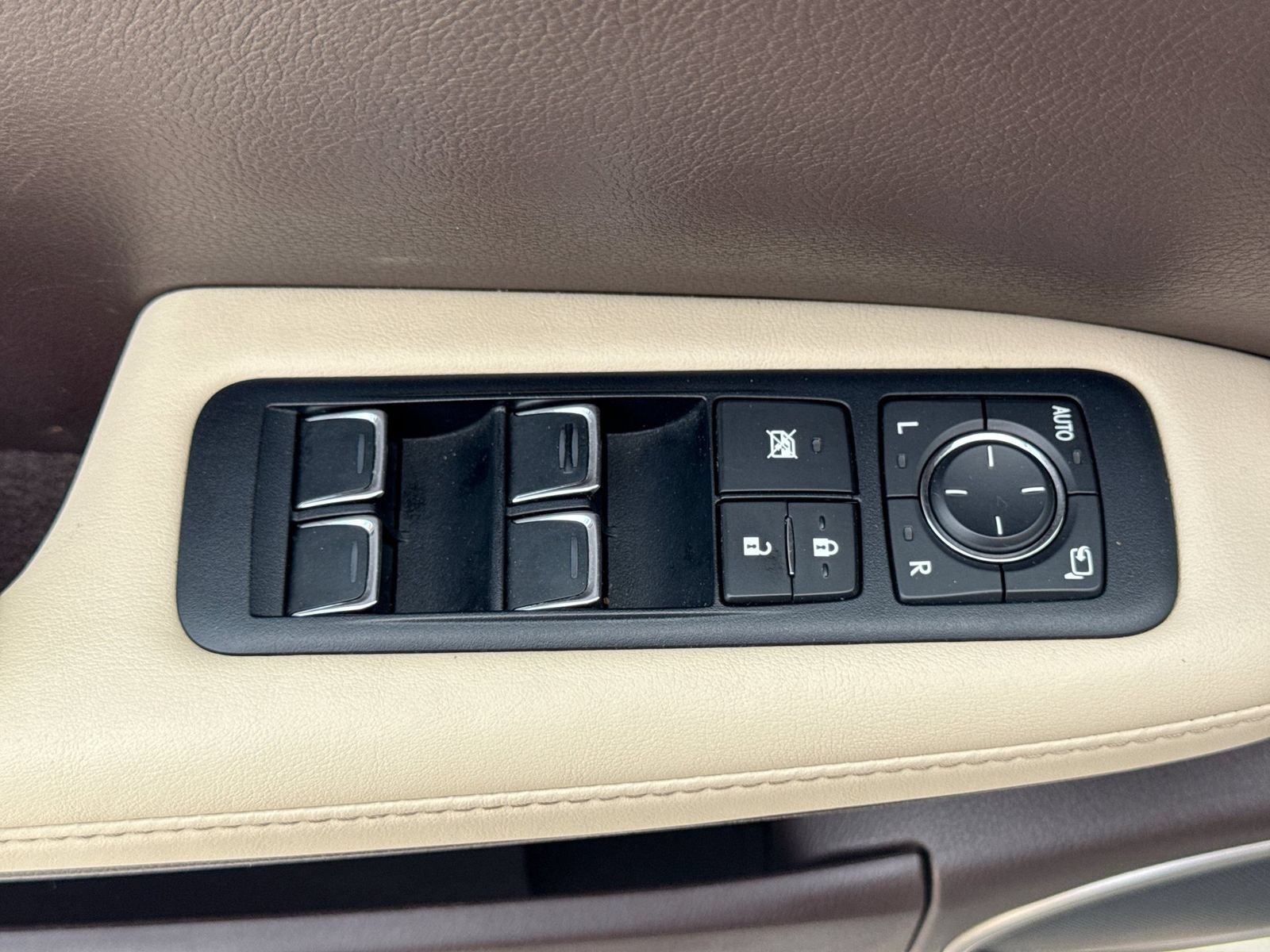 Used 2016 Lexus RX 350 AWD w/ Premium Package image 20