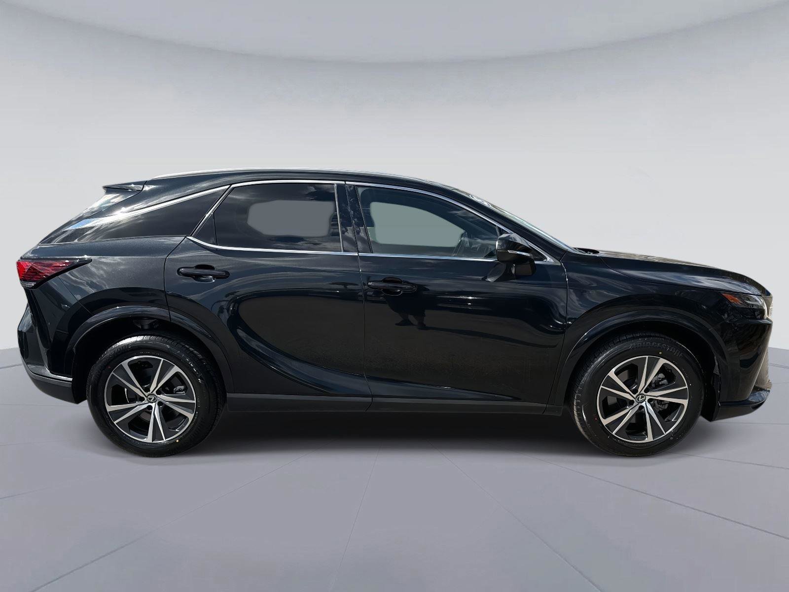 Used 2023 Lexus RX 350 Premium w/ Accessory Package (Z1) image 2