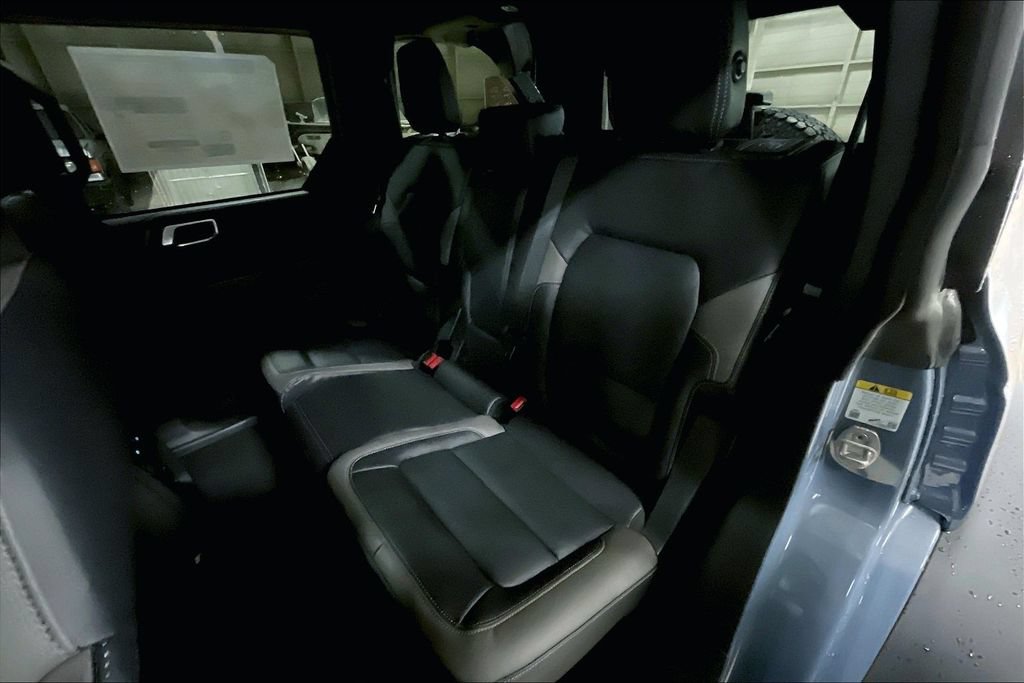New 2025 Ford Bronco Outer Banks w/ Sasquatch Package AWD/4WD image 10