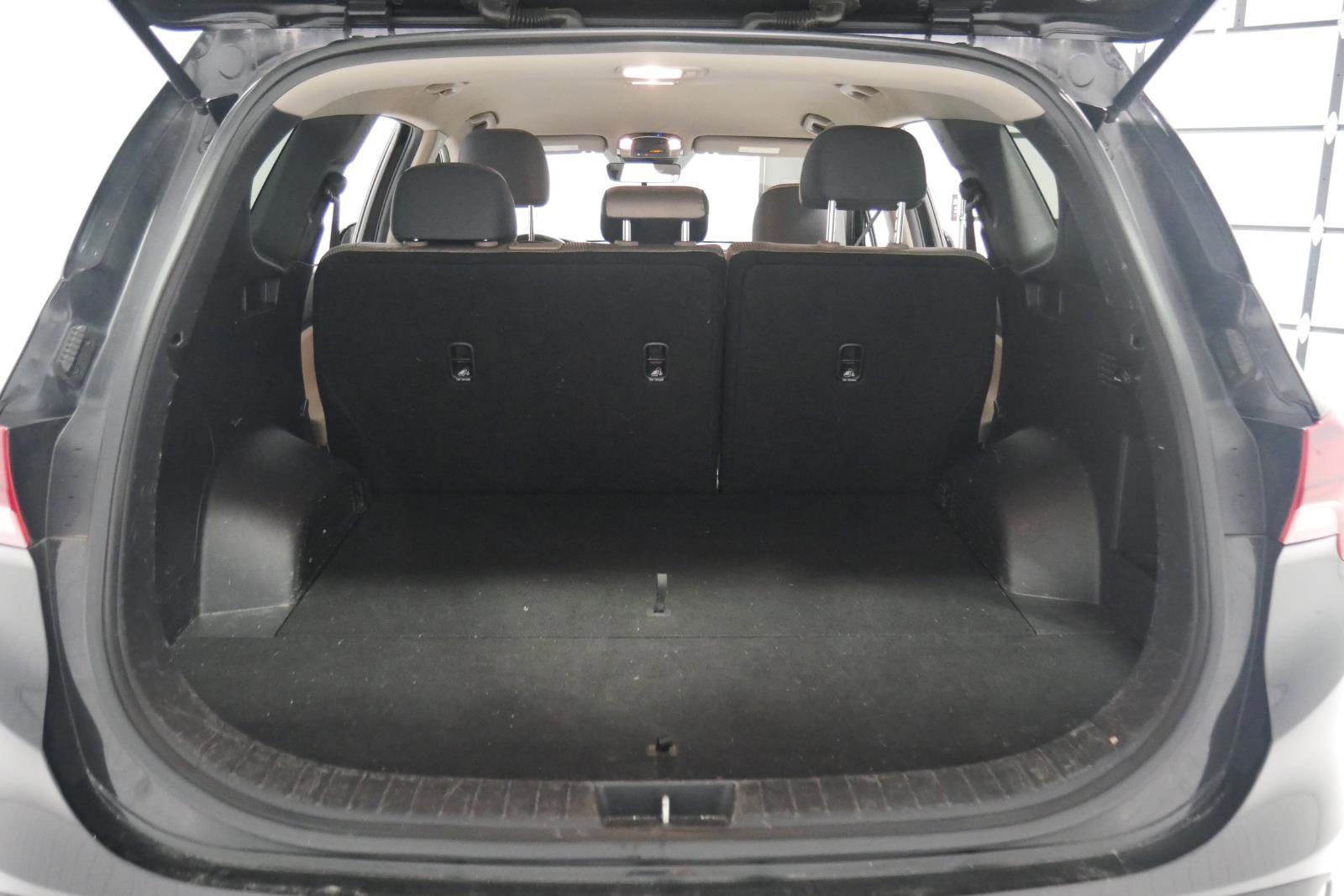 Used 2021 Hyundai Santa Fe SEL image 24