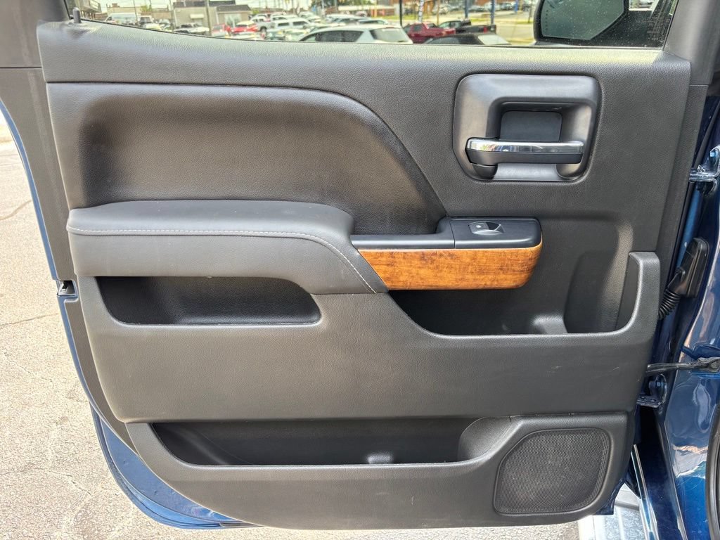 Used 2017 Chevrolet Silverado 1500 High Country RWD image 18