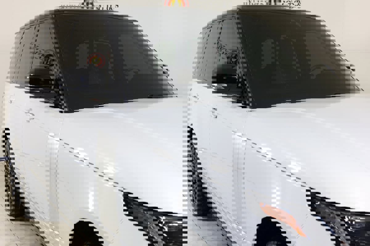 Used 2019 Land Rover Range Rover Autobiography image 38