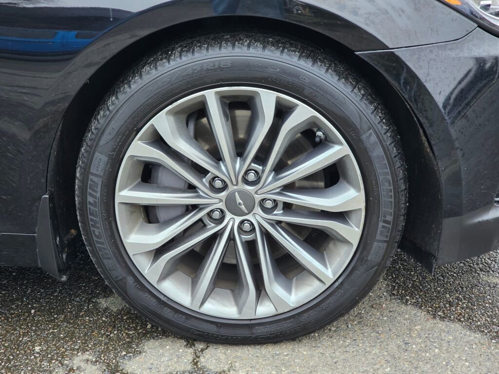 Used 2017 Genesis G80 3.8 image 9