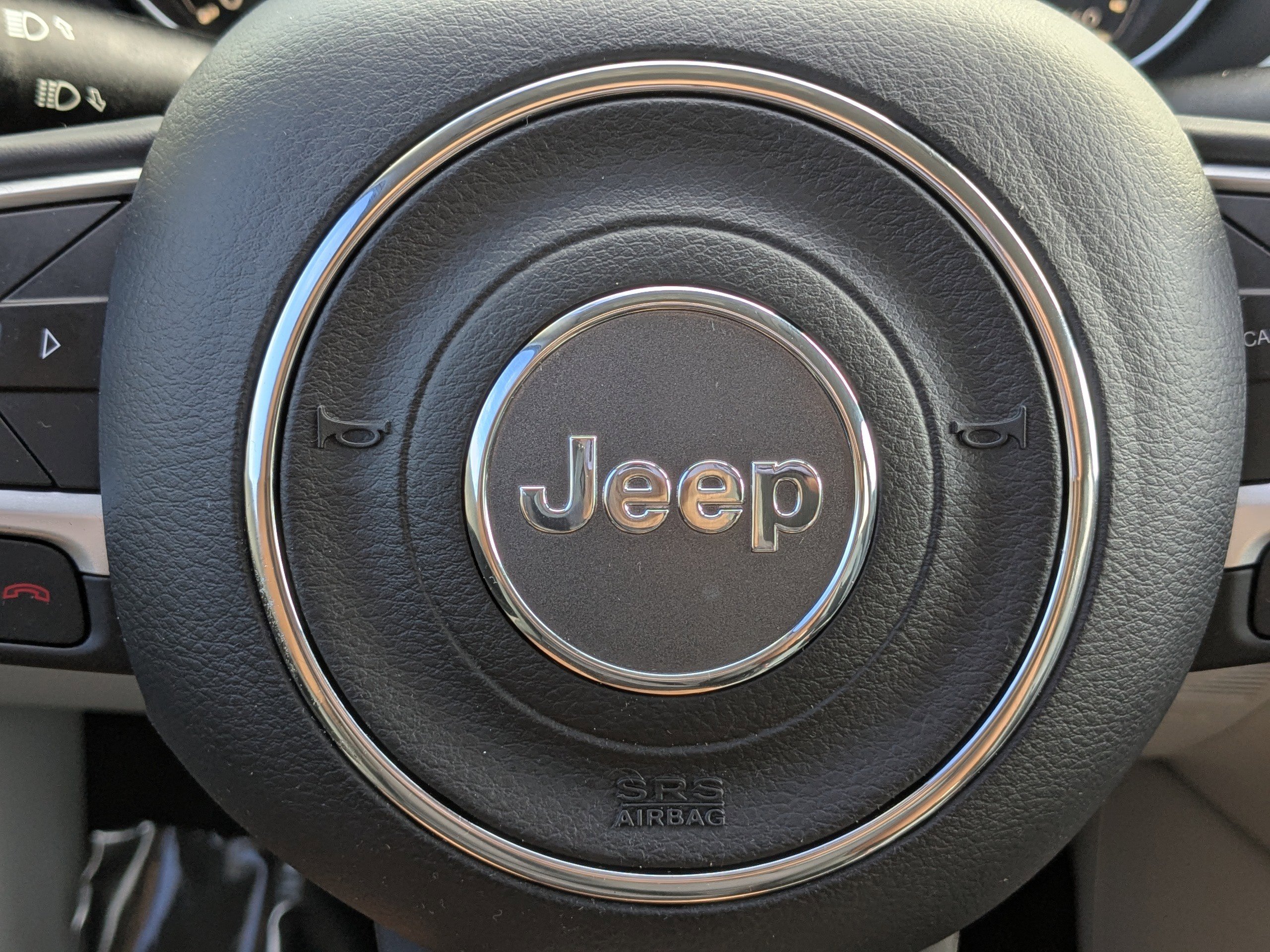 Used 2018 Jeep Compass Latitude image 31