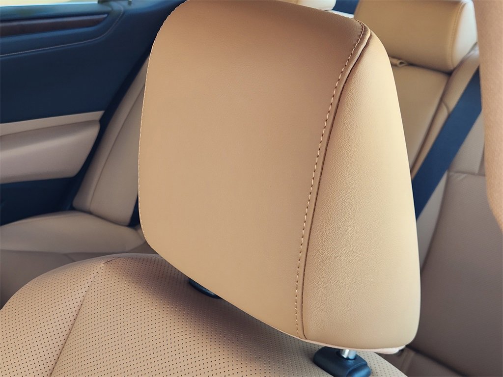 Used 2025 Lexus ES 350 w/ Premium Package image 24