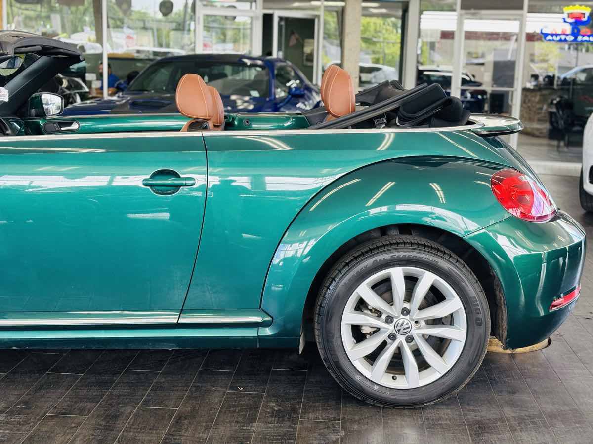 Used 2017 Volkswagen Beetle 1.8T SEL FWD image 14