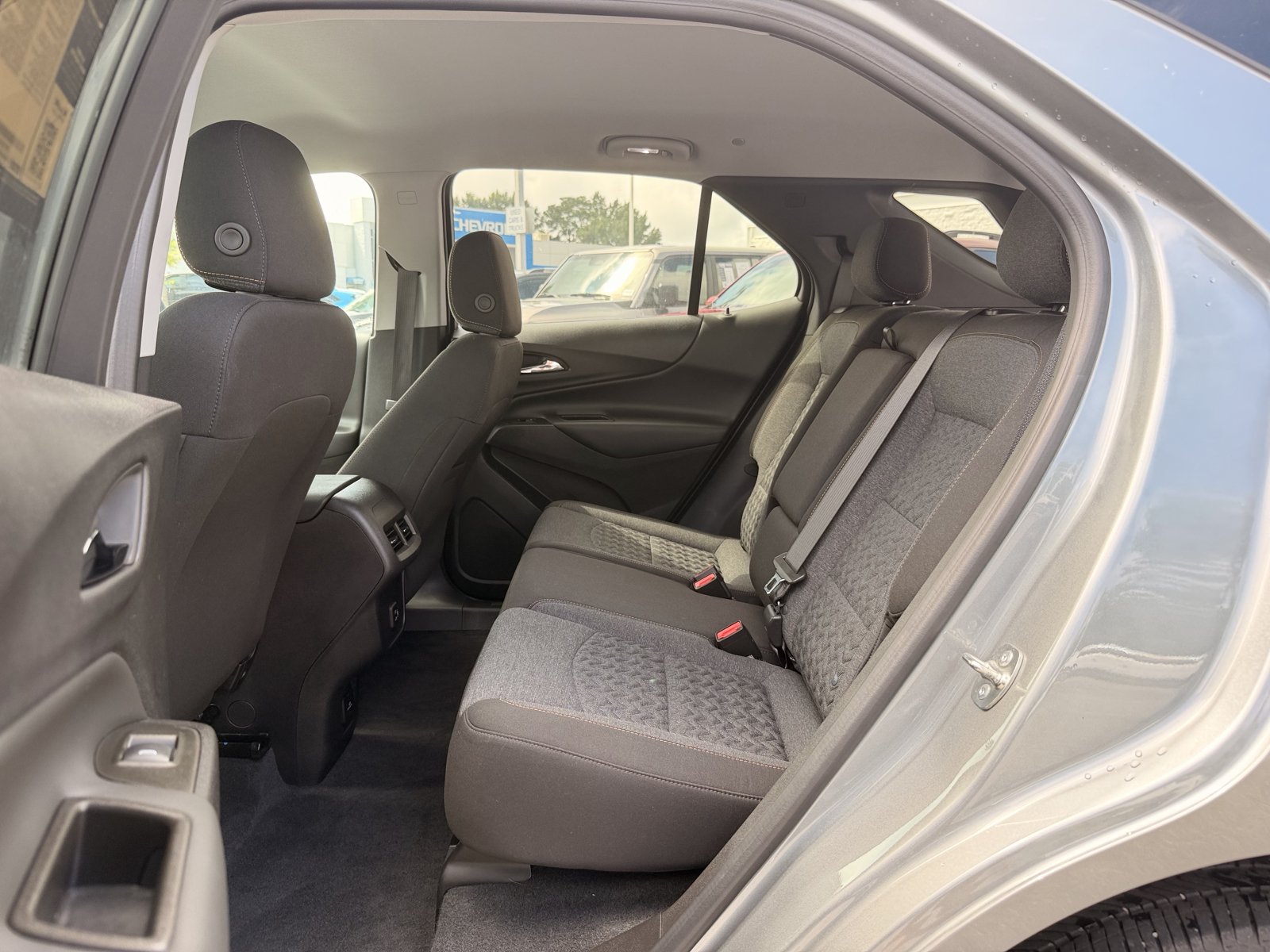 Used 2024 Chevrolet Equinox LT AWD/4WD image 28
