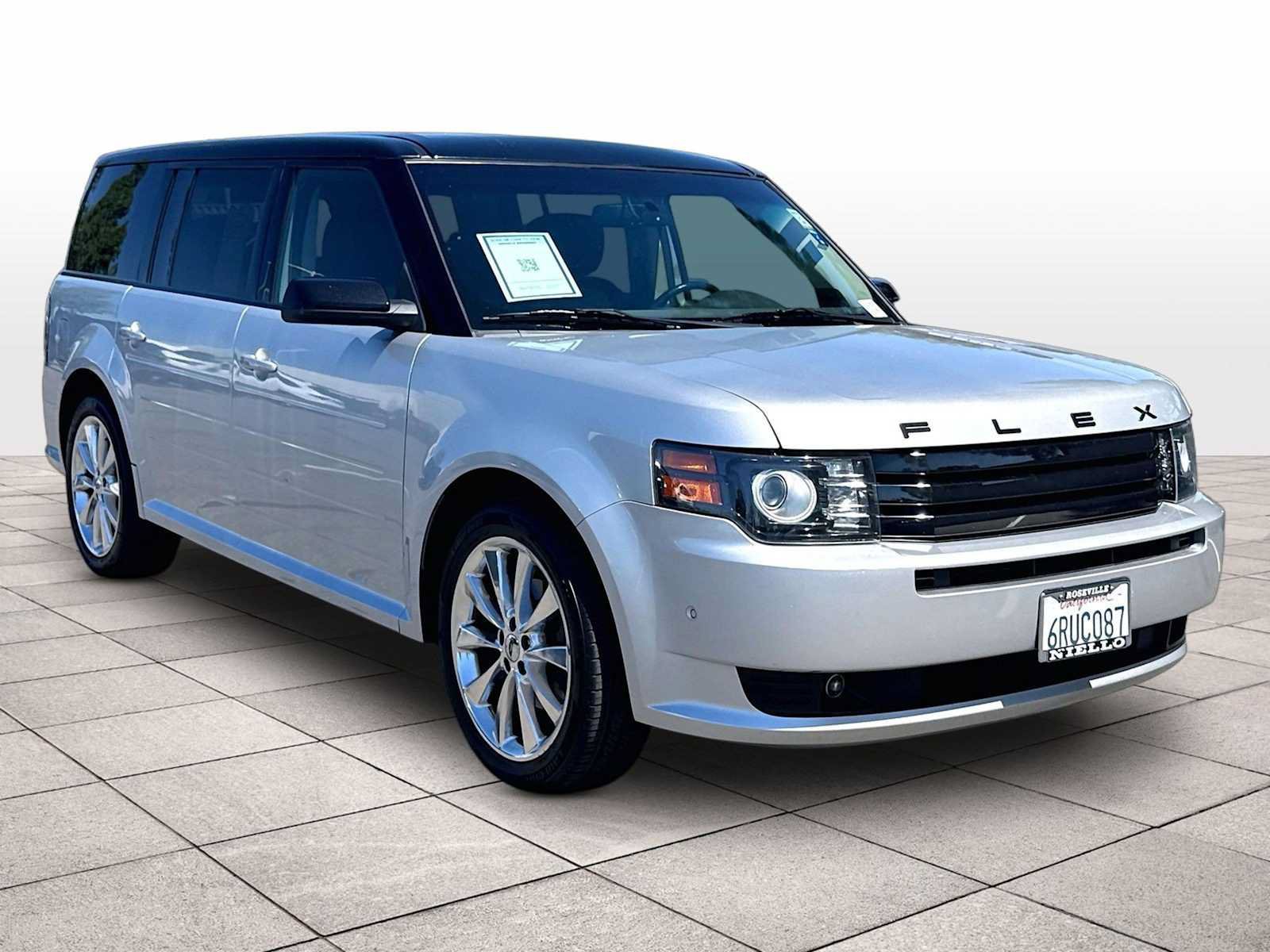 Used 2011 Ford Flex Titanium w/ Trailer Tow Pkg Class III AWD/4WD image 2