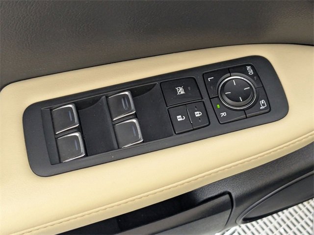 Used 2022 Lexus RX 350L FWD w/ Premium Package image 12