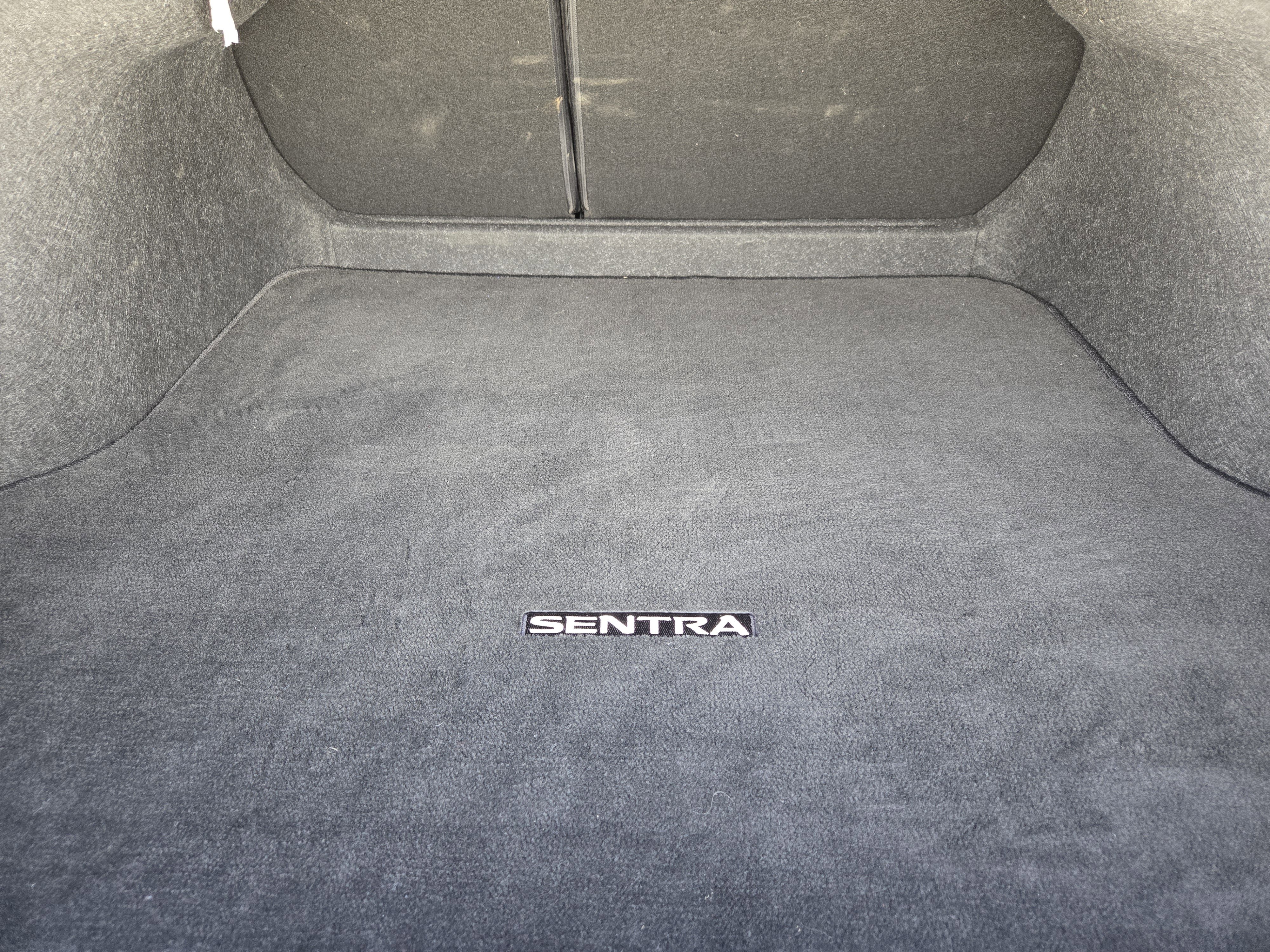 Used 2024 Nissan Sentra SV image 34