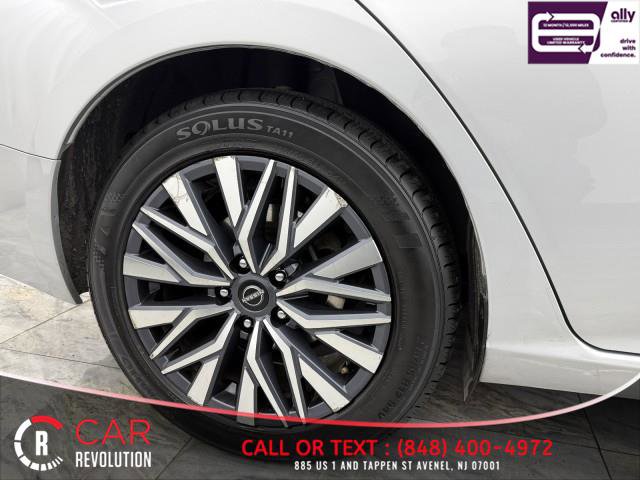 Used 2024 Nissan Altima 2.5 SV image 10