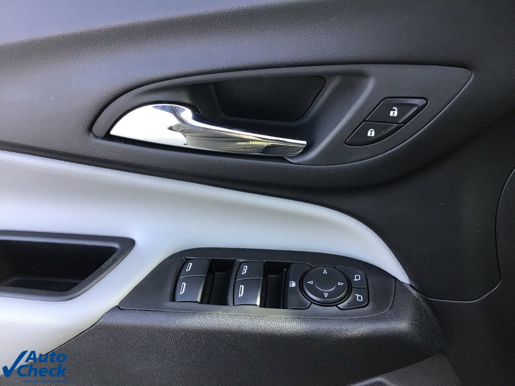 Used 2024 Chevrolet Equinox LS image 27