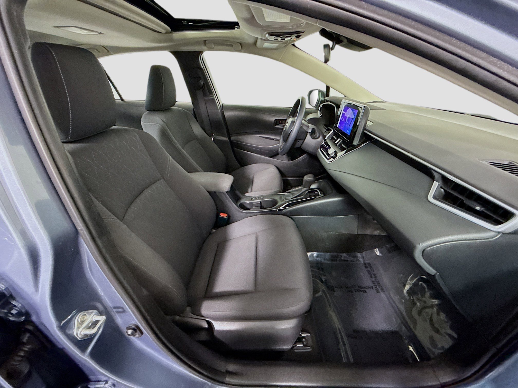 Used 2023 Toyota Corolla LE w/ LE Premium Package image 29