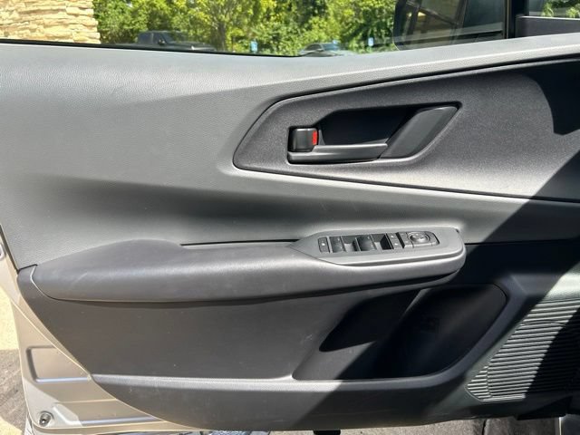Used 2026 Toyota Prius LE FWD image 10