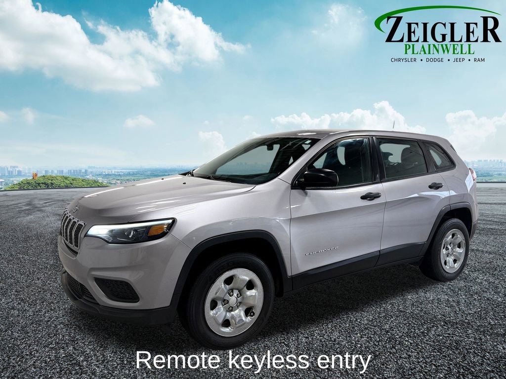 Used 2019 Jeep Cherokee Sport w/ Cold Weather Group image 2