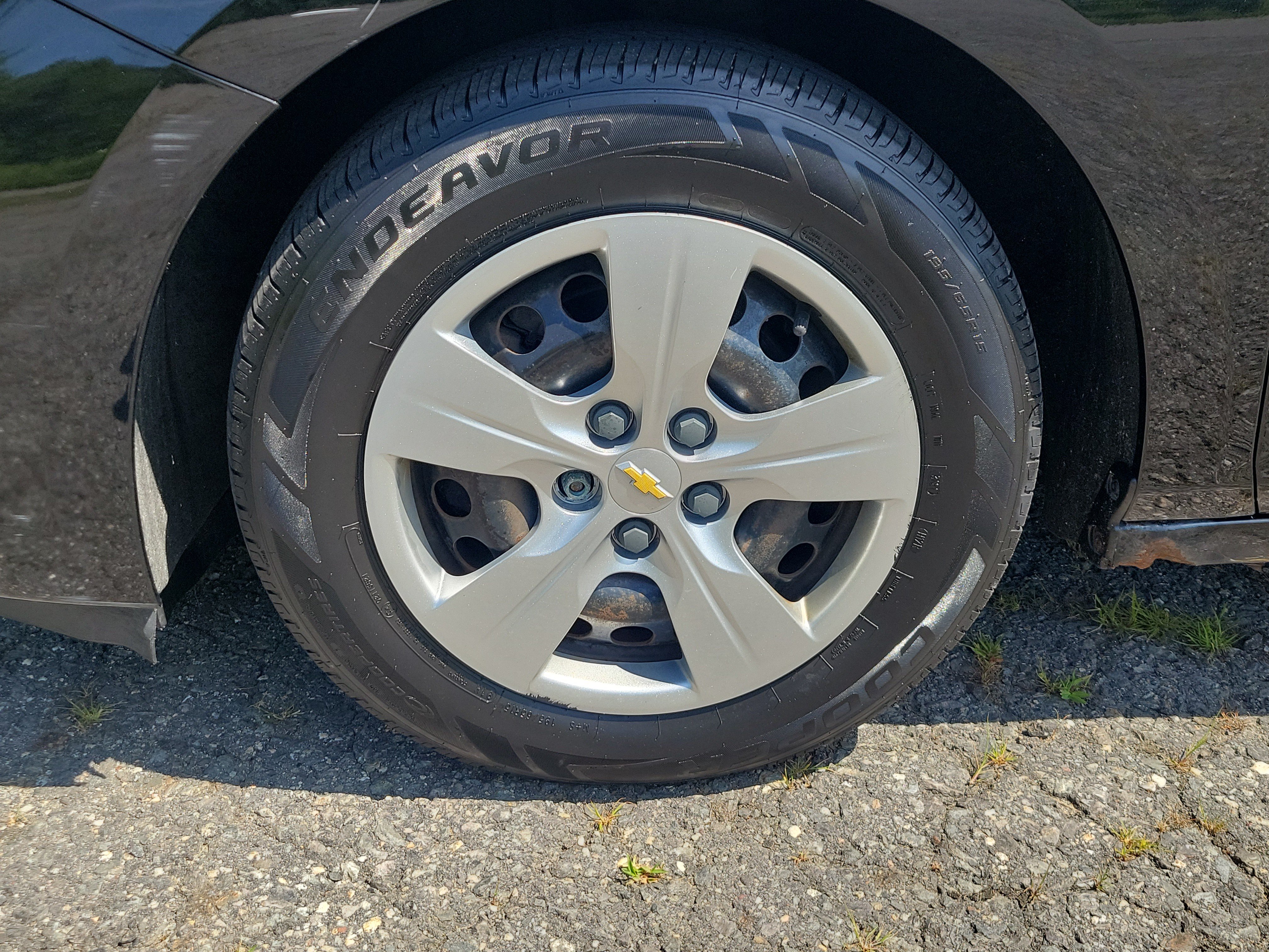 Used 2016 Chevrolet Cruze LS FWD image 12