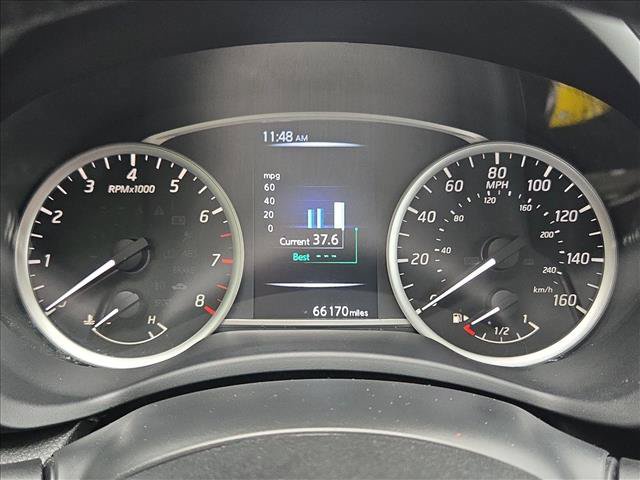 Used 2018 Nissan Sentra SR w/ Technology Package FWD image 11