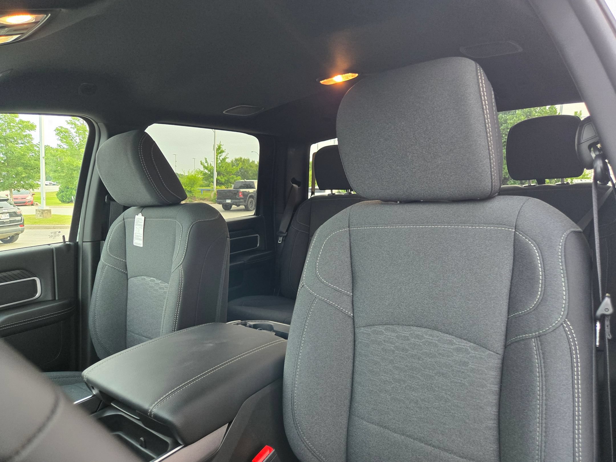 New 2026 RAM 2500 Big Horn AWD/4WD image 21