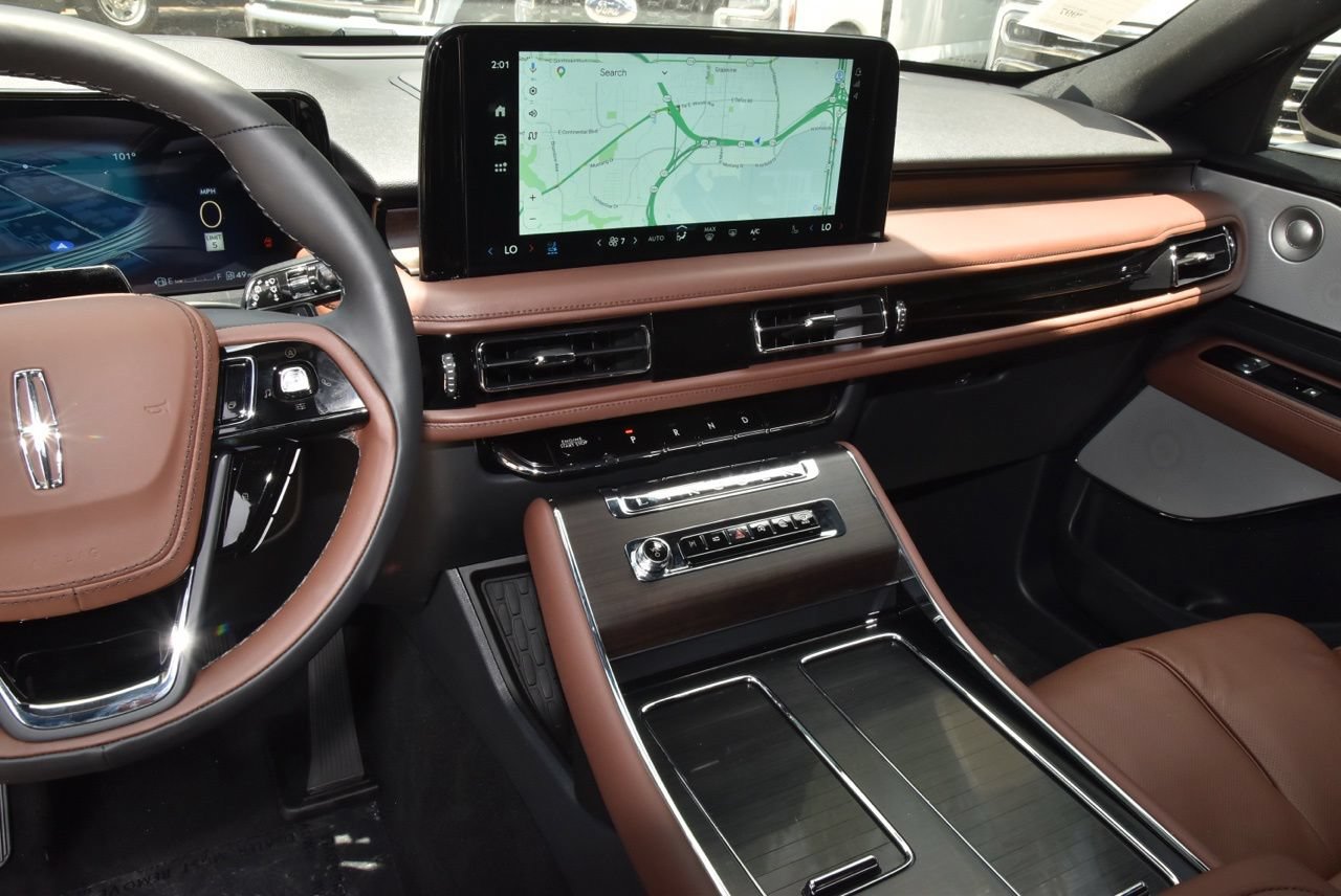 New 2026 Lincoln Aviator Reserve AWD/4WD image 28