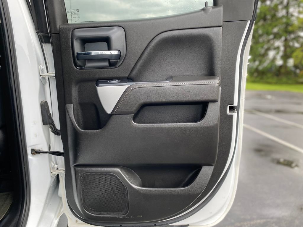 Used 2018 Chevrolet Silverado 1500 LT w/ All Star Edition AWD/4WD image 13