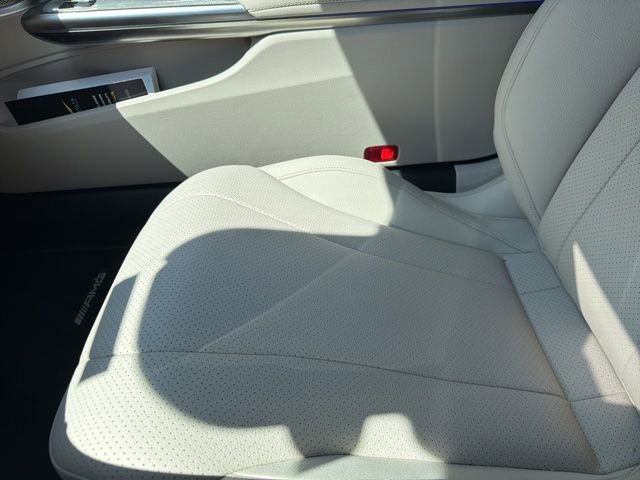 Used 2025 Mercedes-Benz CLE 300 4MATIC Cabriolet image 12