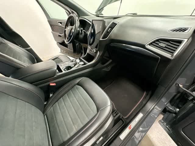 Used 2021 Ford Edge ST-Line AWD/4WD image 22