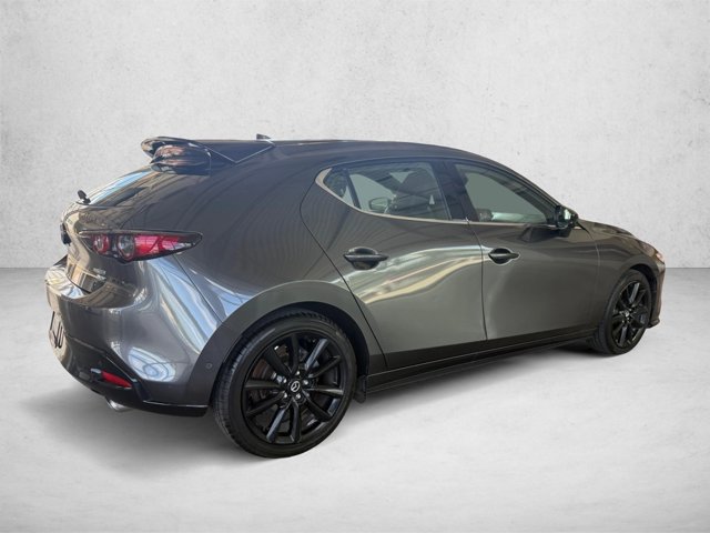 Used 2021 MAZDA MAZDA3 Hatchback w/Premium Plus Pkg AWD/4WD image 4