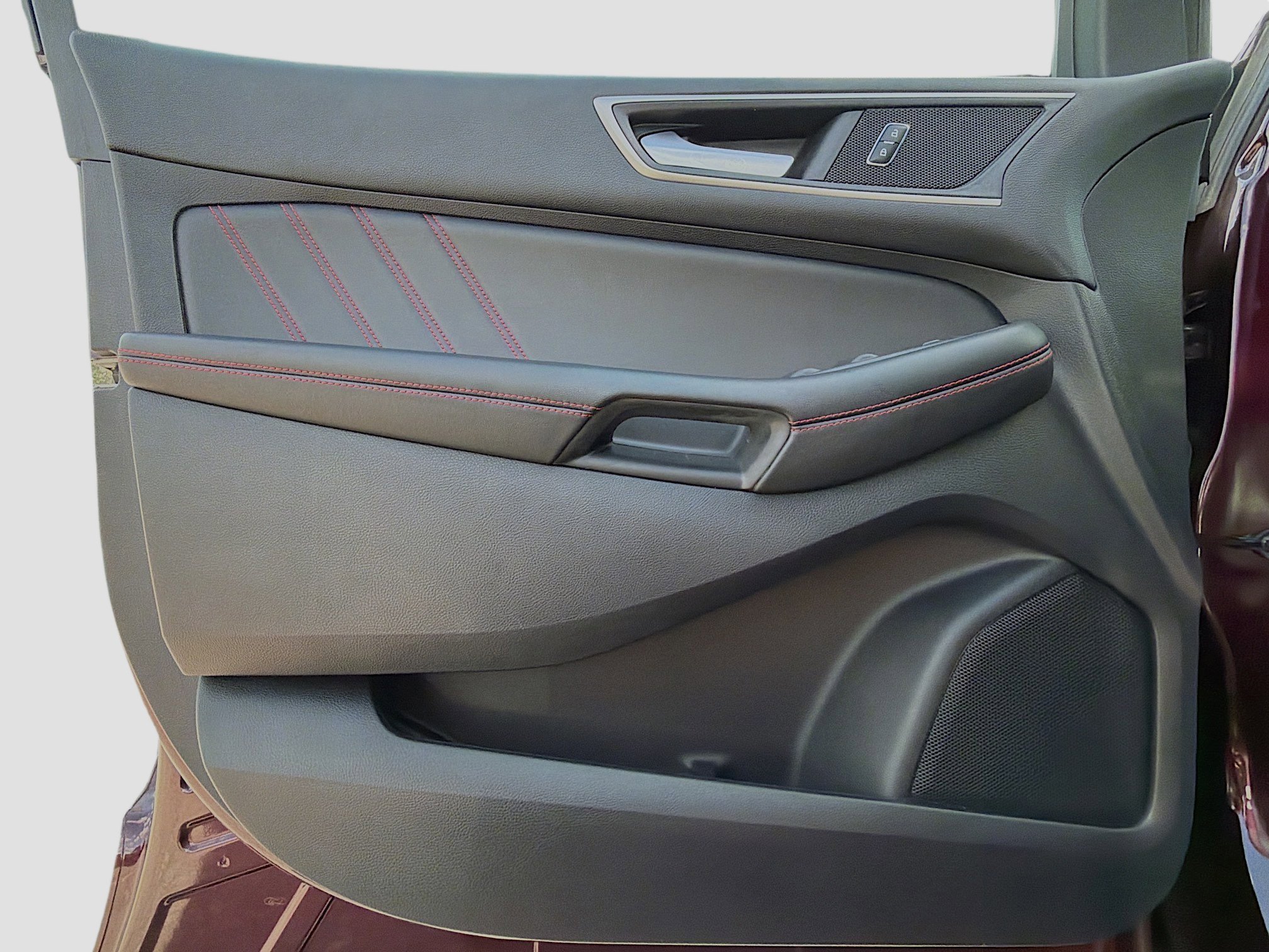 Used 2022 Ford Edge ST-Line image 21