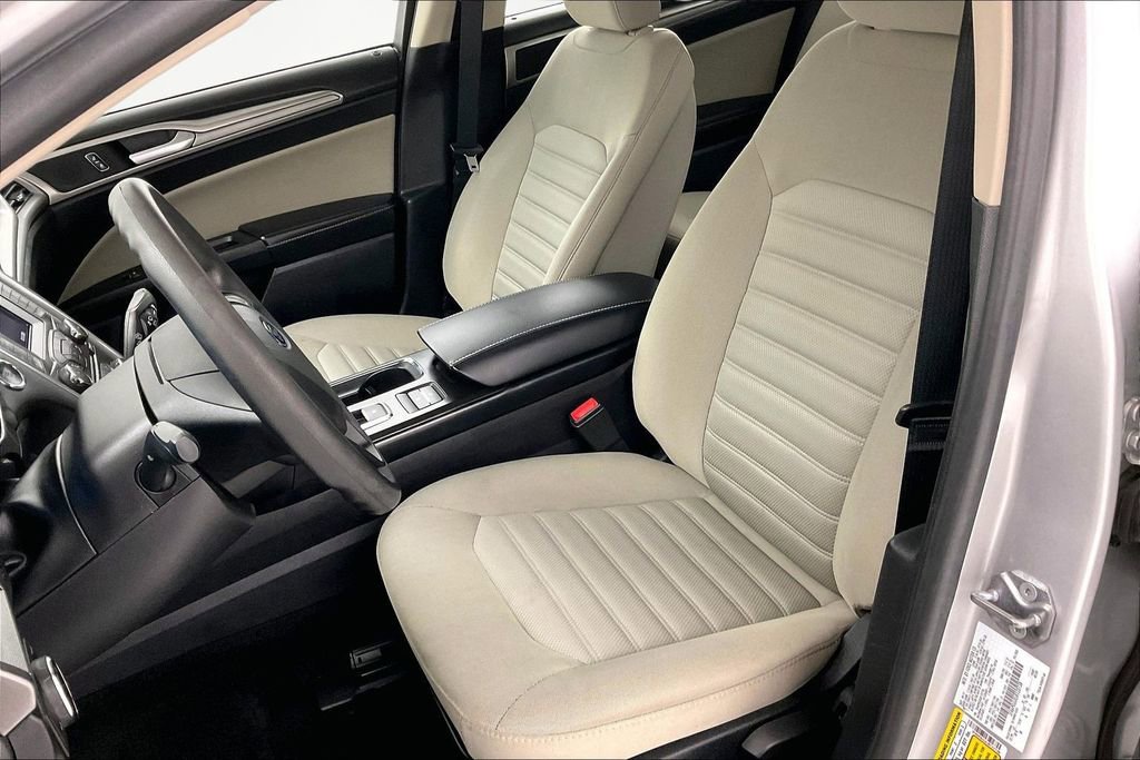 Used 2018 Ford Fusion S image 18