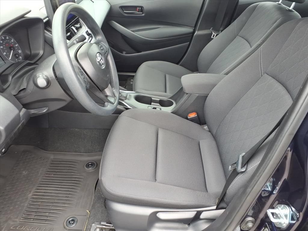 Certified 2025 Toyota Corolla LE w/ LE Premium Package FWD image 12