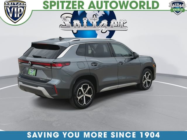 Used 2025 Volkswagen Tiguan SE w/ Panoramic Sunroof Package AWD/4WD image 9