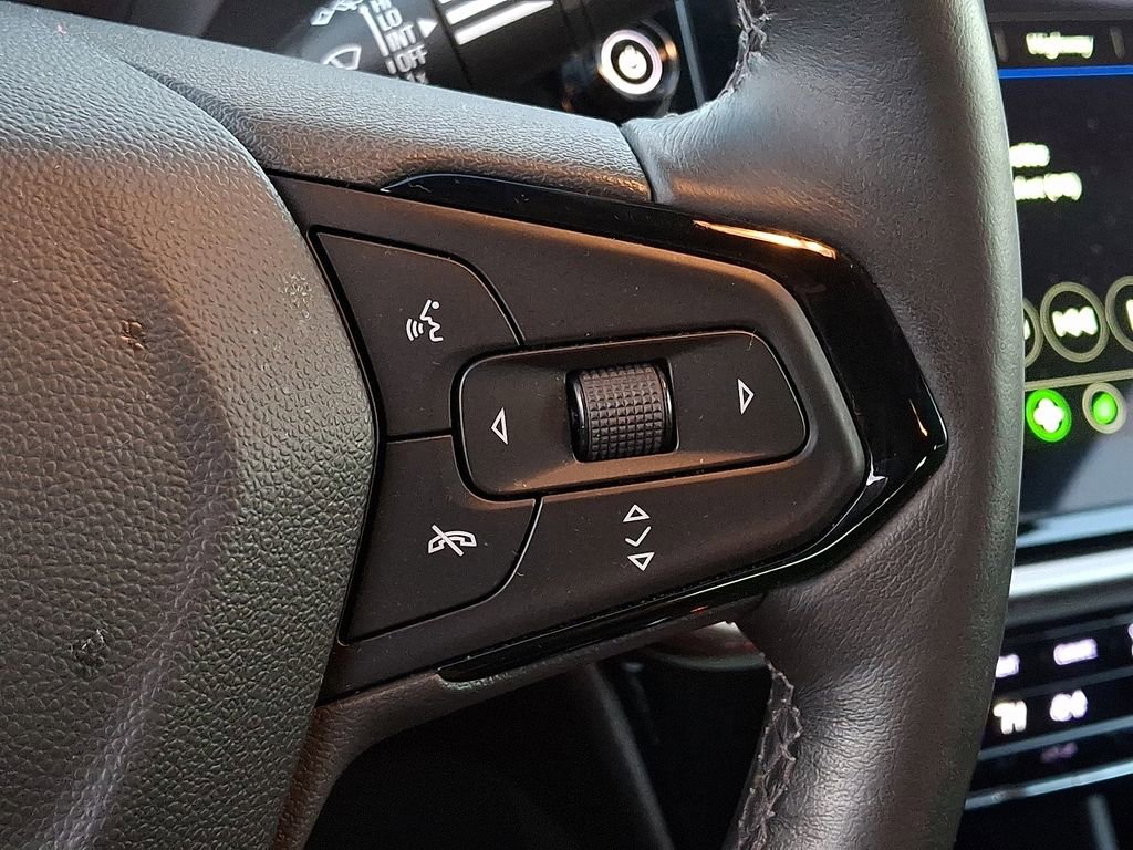 Certified 2023 Chevrolet Bolt EUV LT w/ Comfort Package image 21