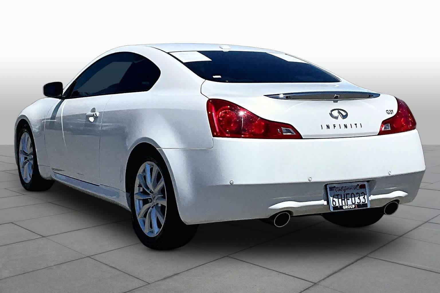 Used 2012 INFINITI G37 Journey w/ Premium Pkg RWD image 11