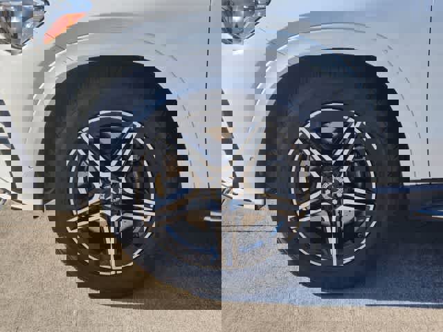 Used 2024 Mercedes-Benz GLE 450 4MATIC image 8