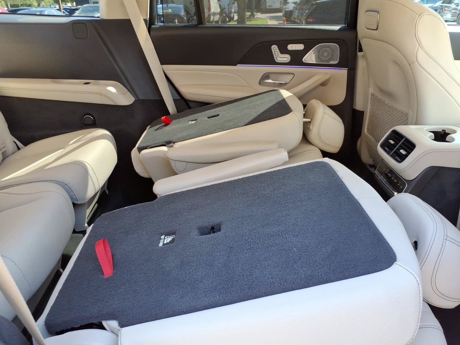Used 2020 Mercedes-Benz GLS 450 4MATIC image 30