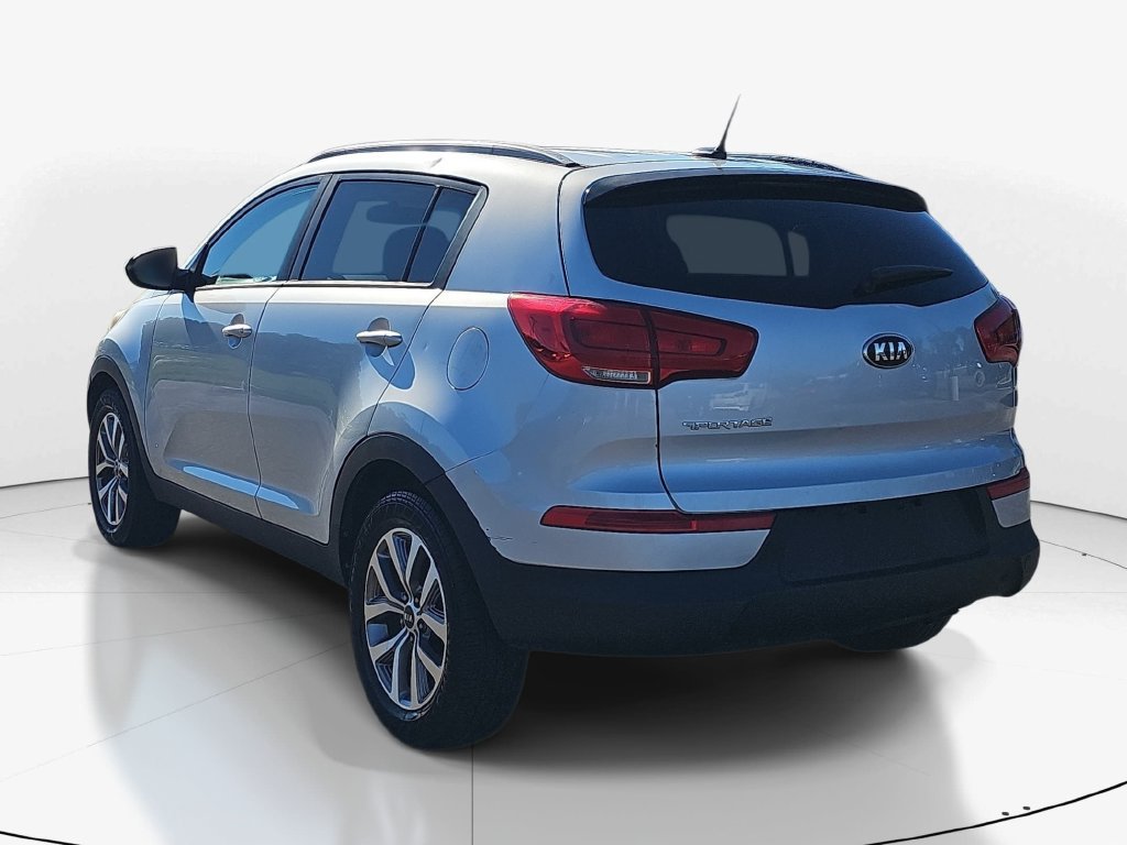 Used 2016 Kia Sportage LX w/ Option Group 017 FWD image 8