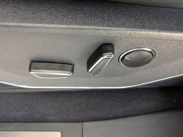 Used 2023 Ford F150 Lightning Platinum image 22