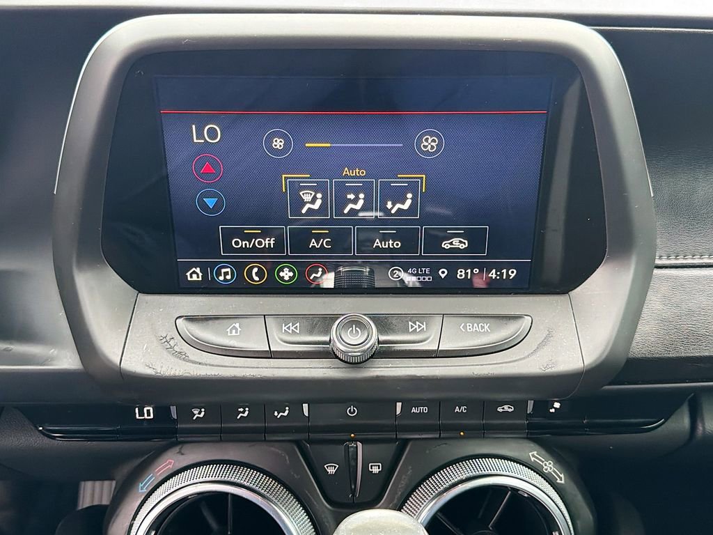Used 2021 Chevrolet Camaro LT w/ Technology Package image 30