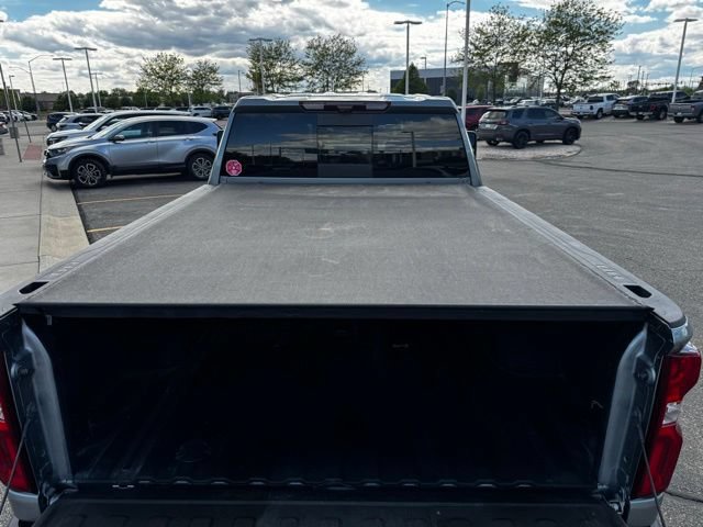 Used 2024 Chevrolet Silverado 3500 High Country w/ High Country Premium Package AWD/4WD image 12