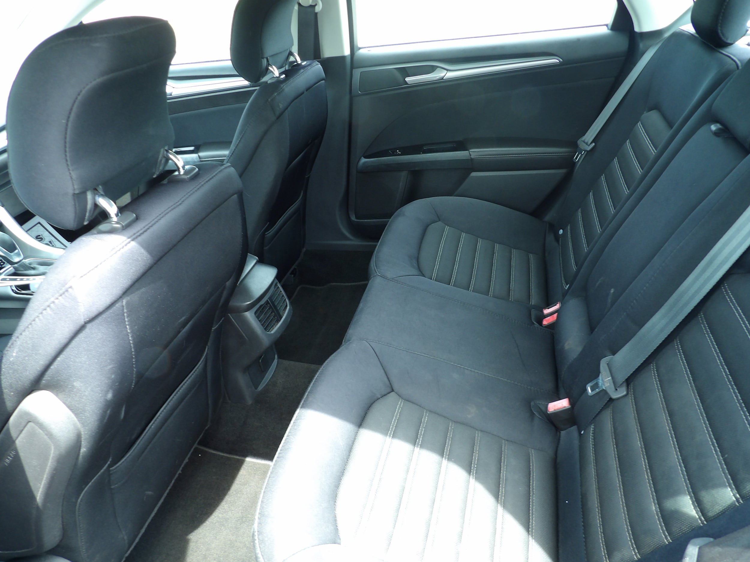 Used 2013 Ford Fusion SE FWD image 11