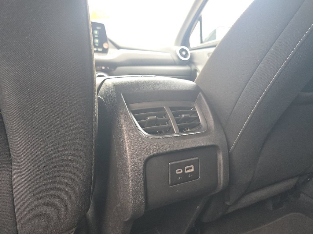 Used 2025 Chevrolet Blazer LT AWD/4WD image 23