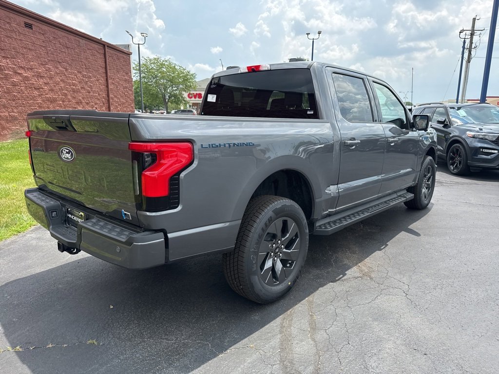 New 2025 Ford F150 Lightning Flash image 8