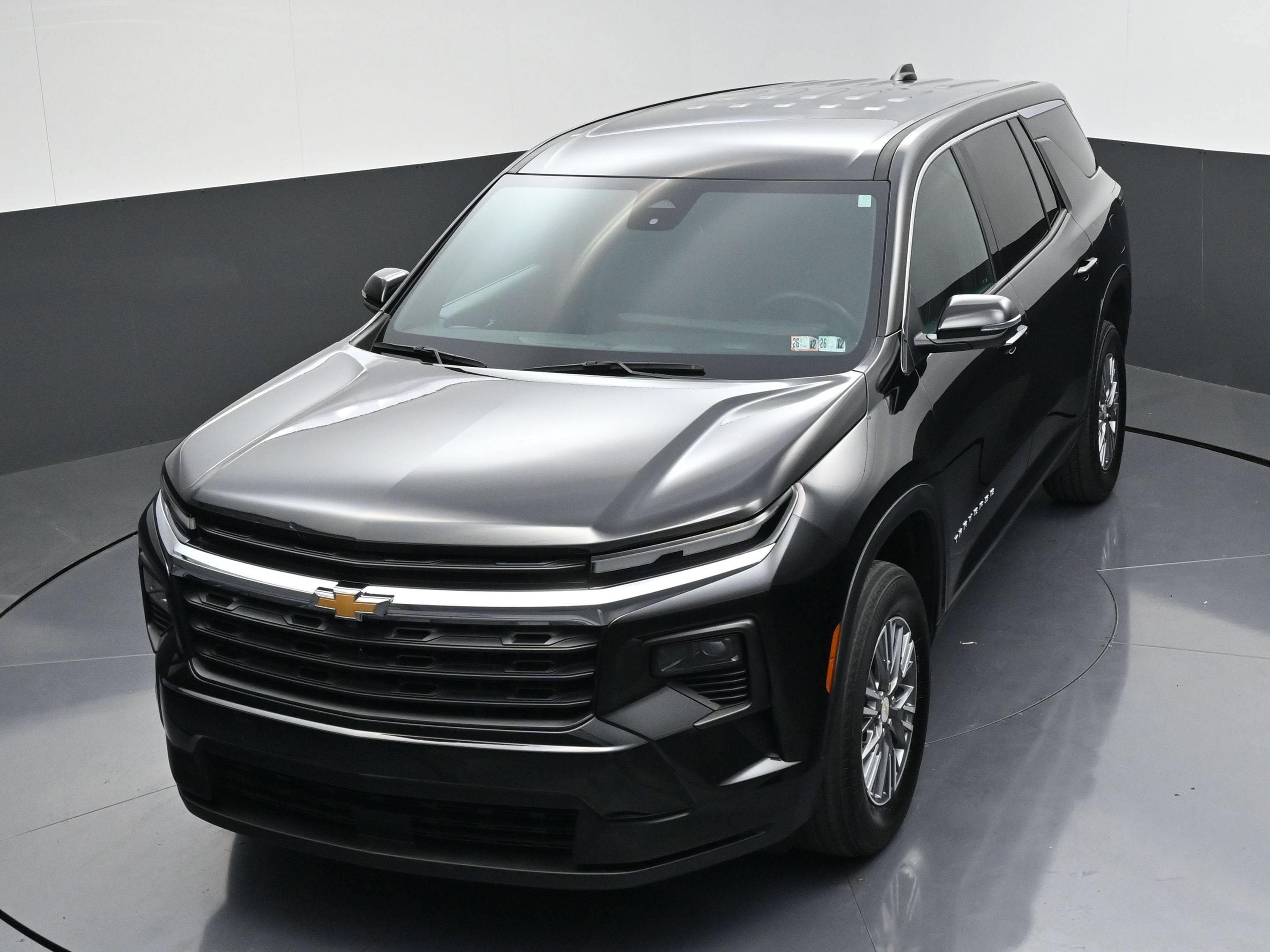 Certified 2024 Chevrolet Traverse LS FWD image 47