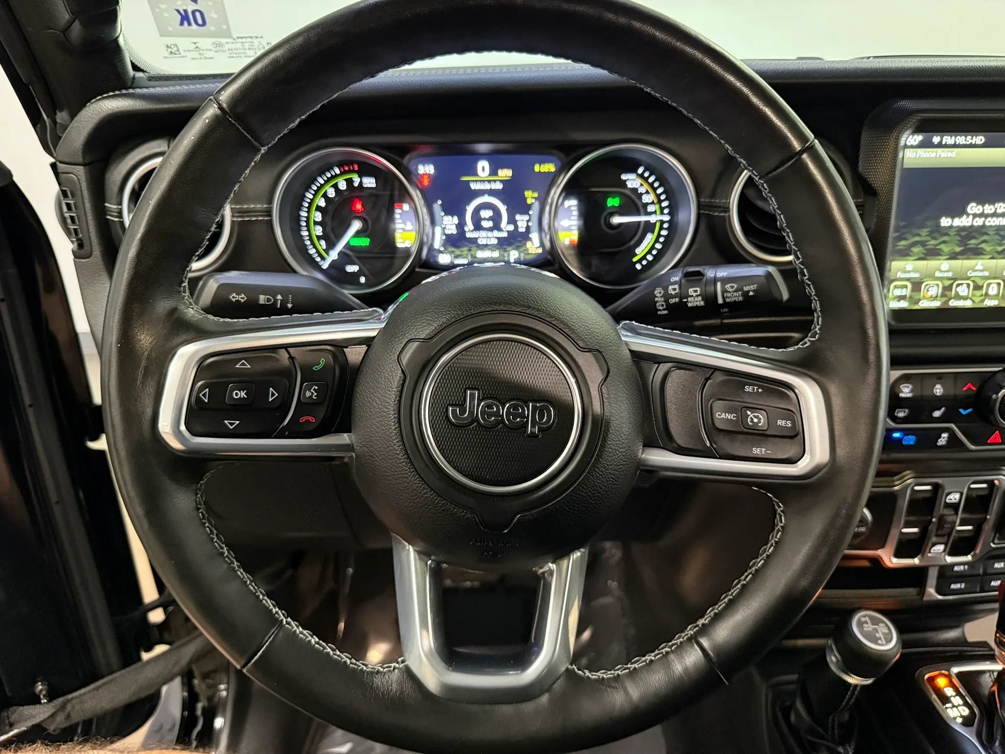Used 2022 Jeep Wrangler Unlimited Sahara w/ Cold Weather Group AWD/4WD image 22