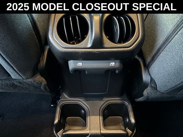 New 2025 Jeep Gladiator Sport AWD/4WD image 16